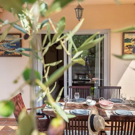 Casa Hermosa Holiday home *